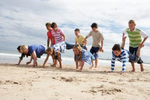 15 Divertidos Juegos Al Aire Libre Para Niños Sin Material - Ideas Verdes